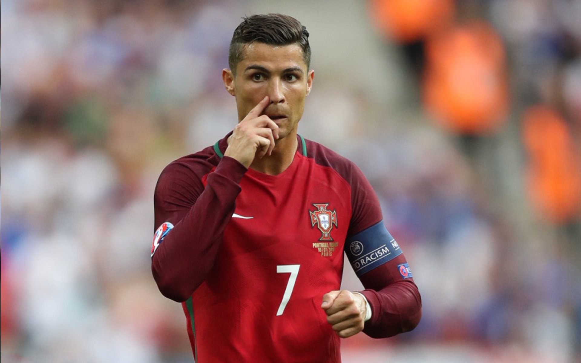 西甲裁判引入自然语言预警系统提高多语种误判预警能力,西甲裁判服装