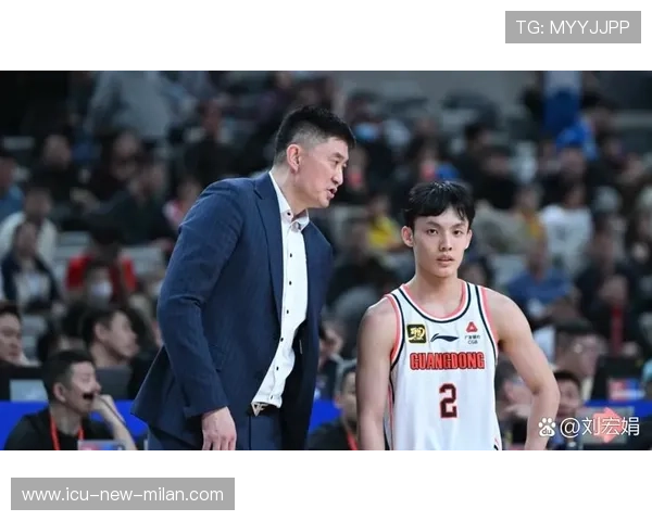 B队主帅赛后为胜利归功于防守纪律，b队进攻,b队6号