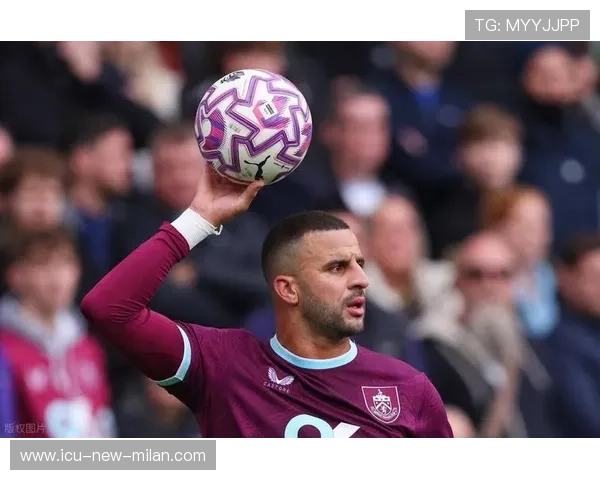 曼城未来战略：边后卫多方案储备，打破阵型平衡的秘籍